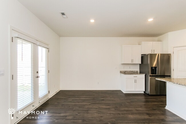 Building Photo - 5697 Timber Leaf Lp