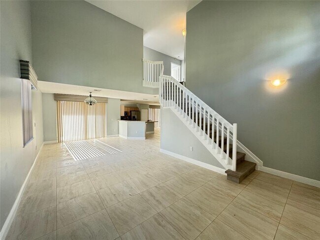 Foto del edificio - 390 NW 115th Way