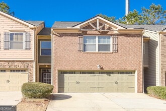 Building Photo - 121 Townview Dr