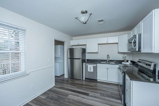 Foto del edificio - 306 Crestview Dr