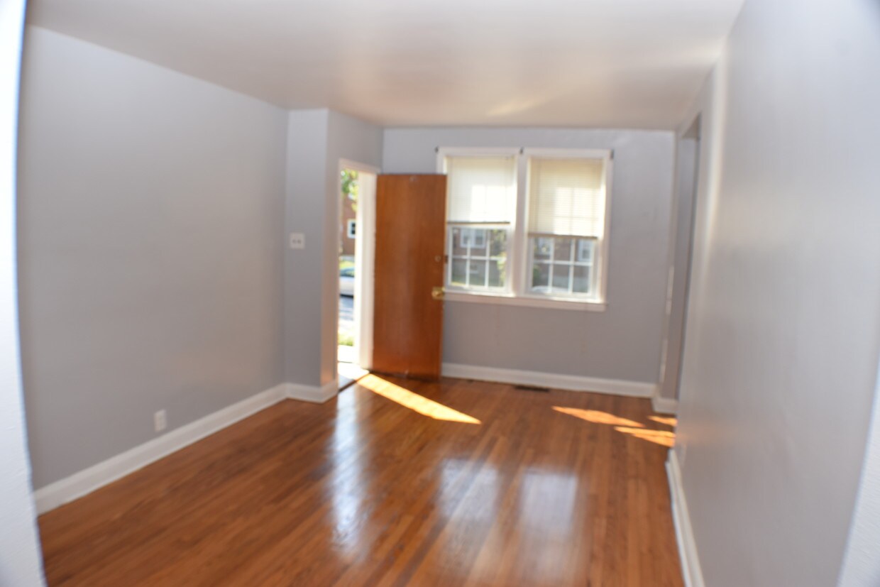 6145 Chinquapin Pkwy, Baltimore, MD 21239 Apartments 6145 Chinquapin Pkwy Baltimore, MD