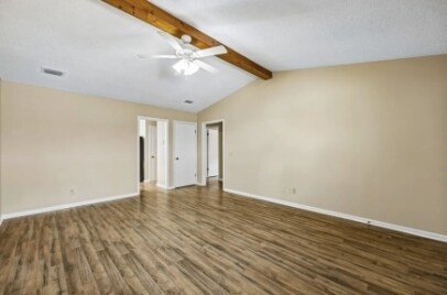 Building Photo - 106 Clarks Bluff Rd