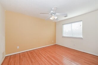 Building Photo - 11830 Hueco Tanks Dr