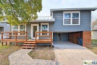 Building Photo - 2902 Katy St