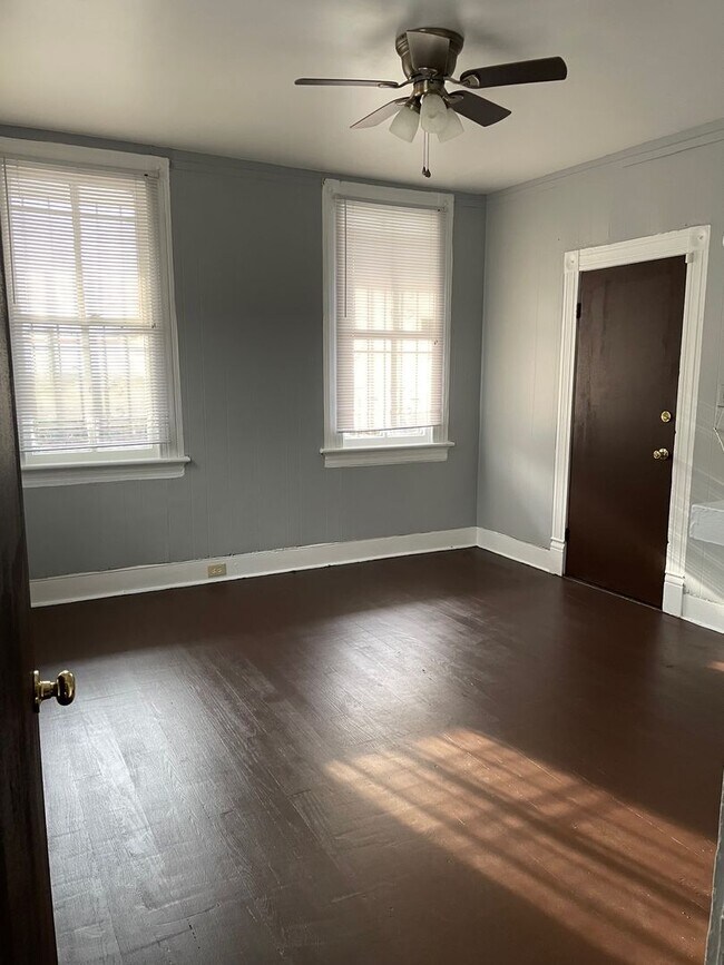 Foto del edificio - Nice 1 bedroom, 1 bath rental on Coming St...