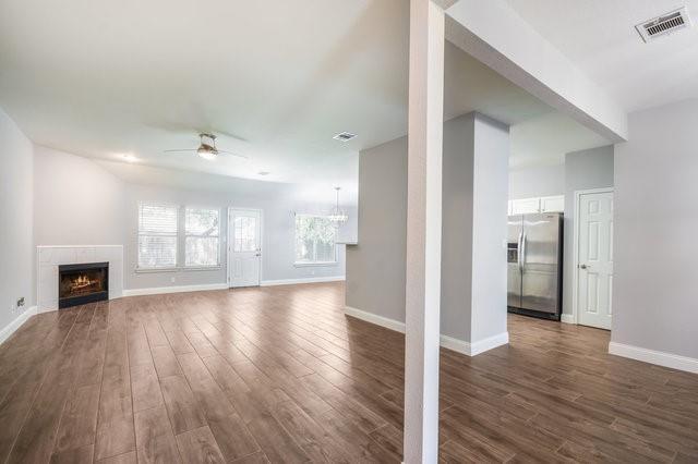 Building Photo - 2408 W Riviera Dr