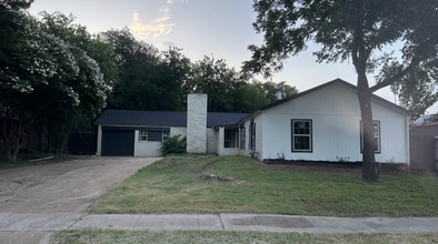 Building Photo - 110 N 26th St