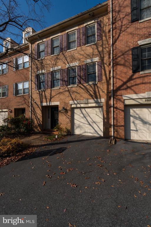 Foto del edificio - 3554 S George Mason Dr