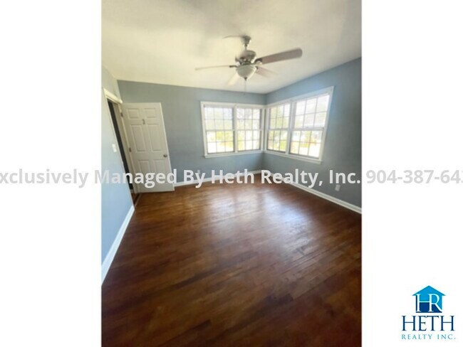 Building Photo - Riverside Apartment