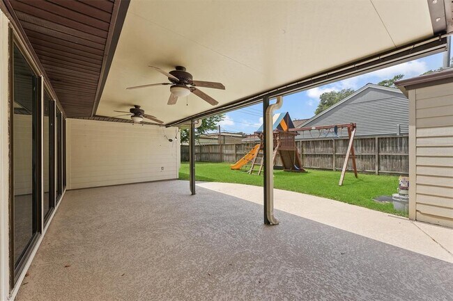 Building Photo - 2707 Stetson Ln