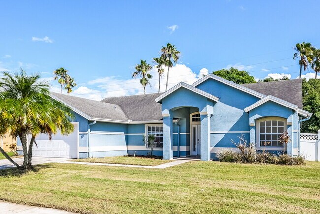 Building Photo - 2663 Hawthorne Ln