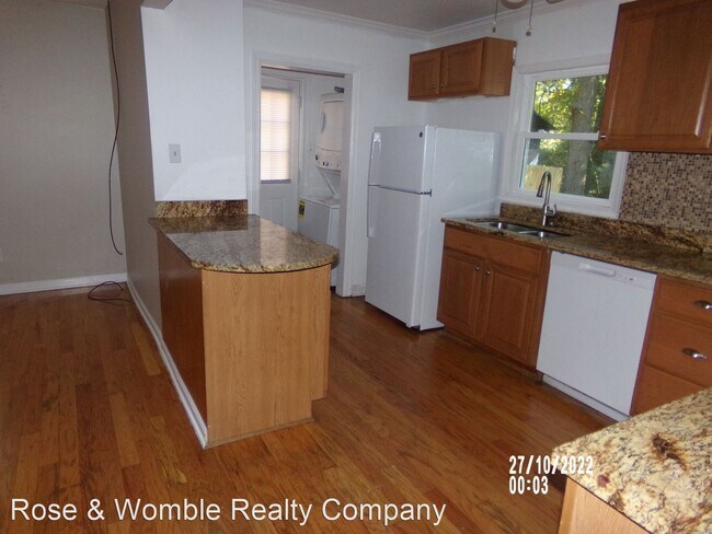 Building Photo - 3 br, 1 bath House - 2321 Busky Lane