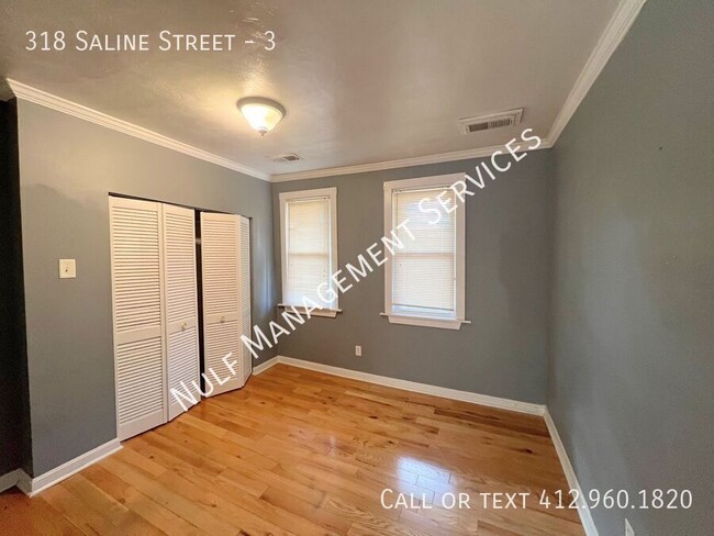 Building Photo - 318 Saline St