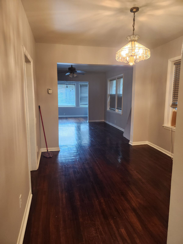 Foto del edificio - 4325 W Parker Ave