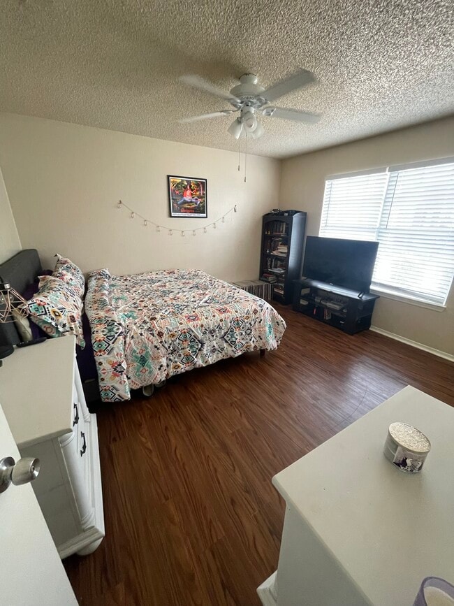 413 Panhandle St, Denton, TX 76201 Townhome Rentals in Denton TX