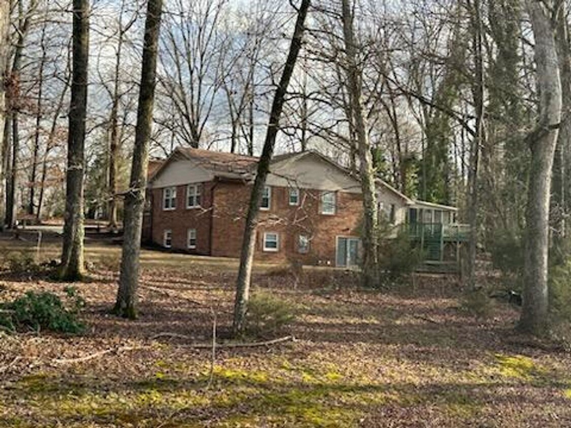 103 Thornwood Rd, Jamestown, NC 27282 House Rental in Jamestown, NC