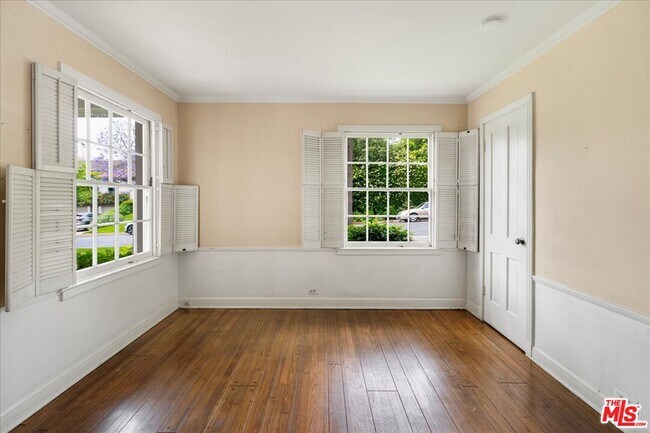 Foto del edificio - 146 N Gunston Dr