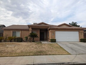 Building Photo - 5026 La Pinta Maria Dr