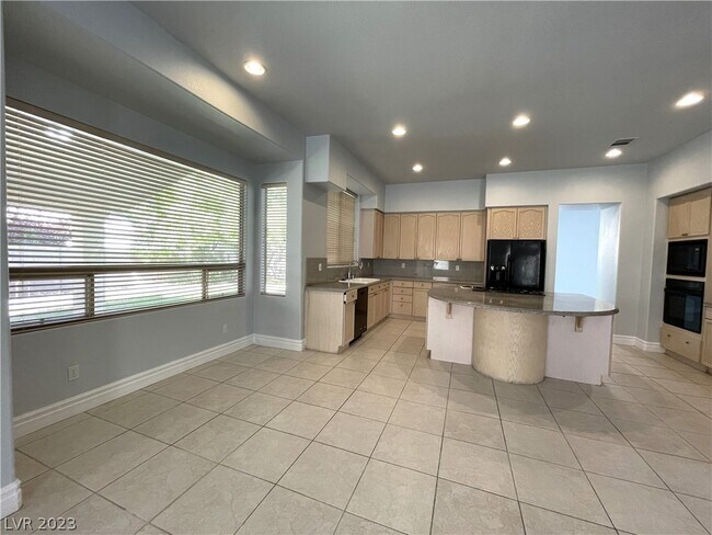 Foto del edificio - 70 Castle Creek Ct