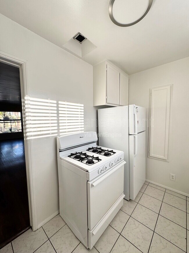 Foto del edificio - 7030 La Tijera Blvd