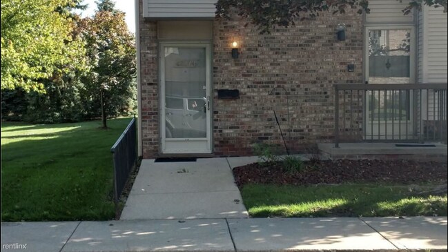 Foto del edificio - 2 br, 2 bath Condo - 42773 Lilley Pointe Dr