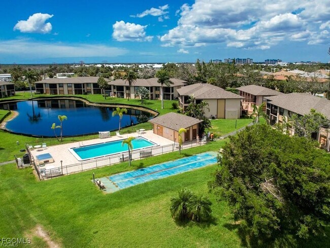 Foto del edificio - 16881 Davis Rd