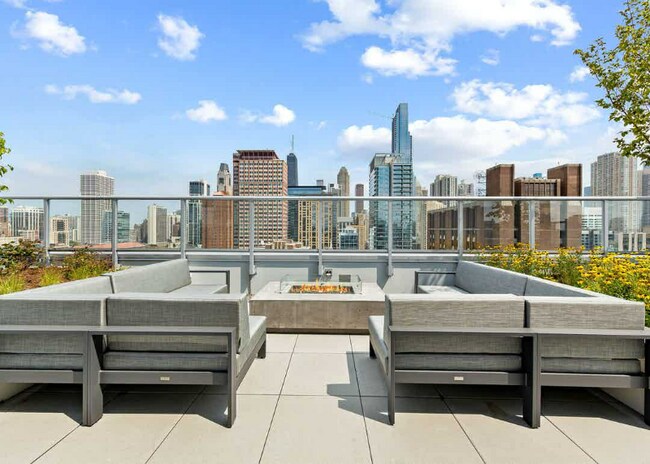 Foto del edificio - 813 N Wells St
