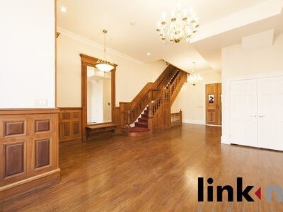 Building Photo - 58 W 120th St