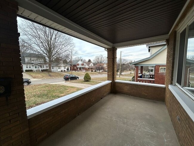 Building Photo - 4131 St Martins Pl