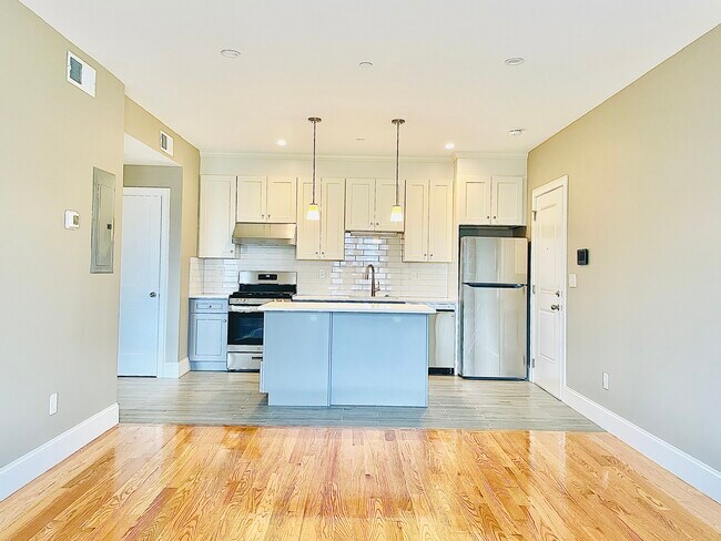 Foto del edificio - 495 Geneva Ave