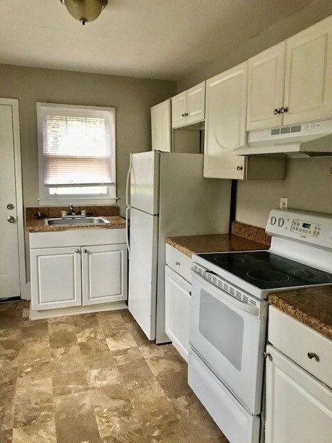 Foto del edificio - 1930 Terrybrook Ln