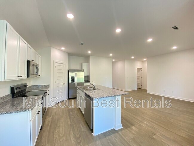 Building Photo - 8408 Oxford Valley Dr