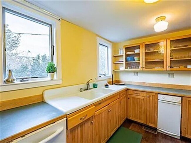 Building Photo - affordable home