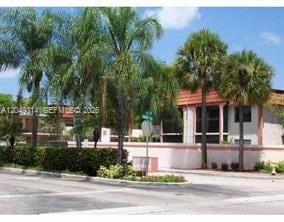 Foto del edificio - 861 NE 207th Ln
