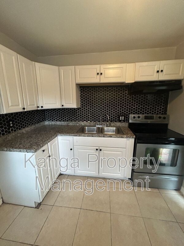 Photo - 3208 Louisiana Ave Apartment