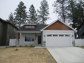 Building Photo - 6768 N Idlewood Dr