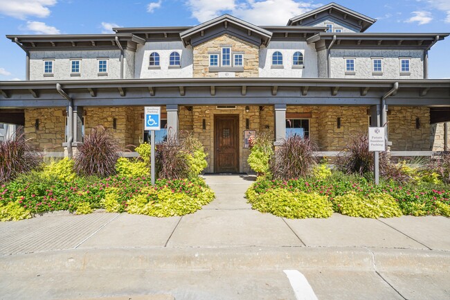 Building Photo - Overlook Ranch