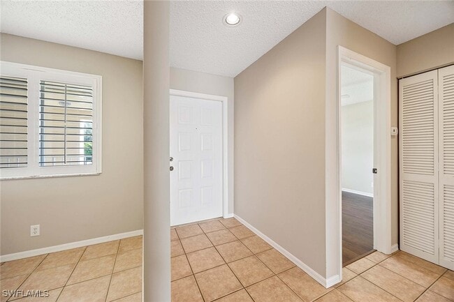 Building Photo - 7784 Emerald Cir