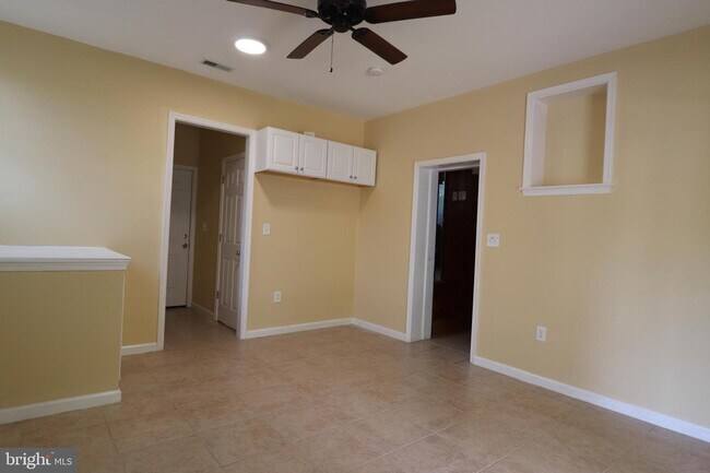 Building Photo - 4006 Buckman Rd