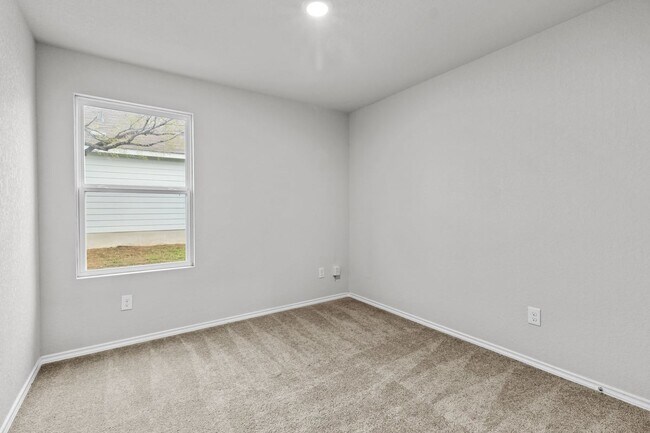 Building Photo - 5734 Mountain Point