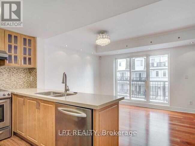 Photo du bâtiment - 3047 Finch Ave W