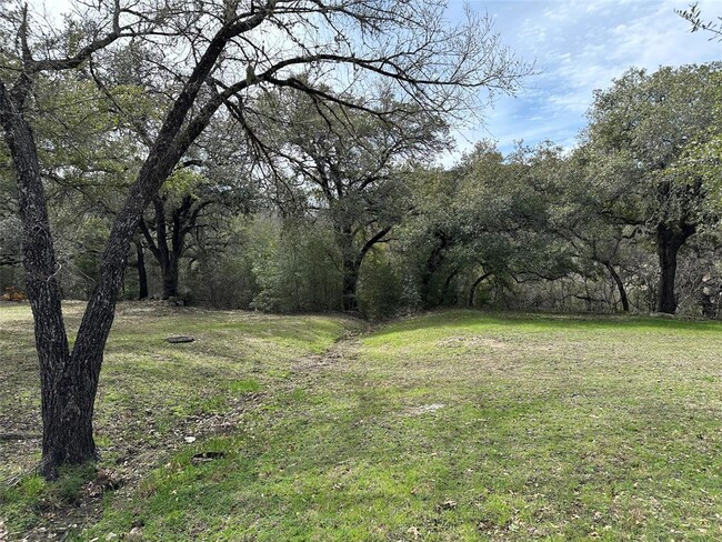 Building Photo - 6307 5 Acre Wood St