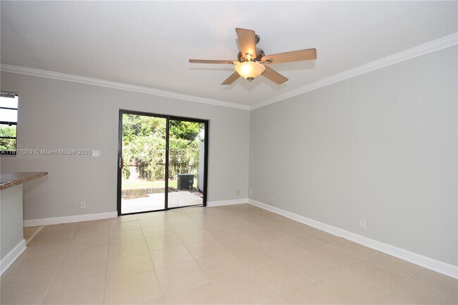 Foto del edificio - 1401 NE 53rd St