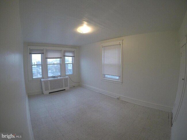 Building Photo - 1428 Rosalie St