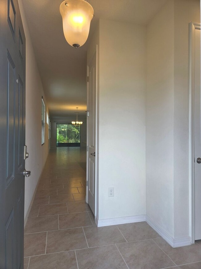 Building Photo - 55+ Gated Community at Palms at Serenoa