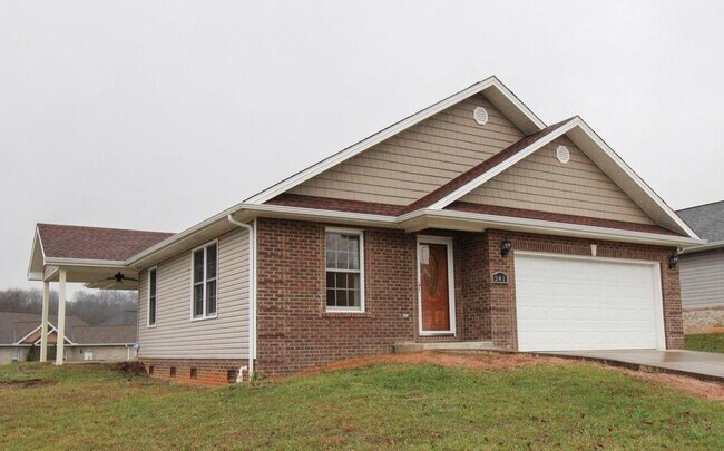 Building Photo - 241 Sweetgrass Ln