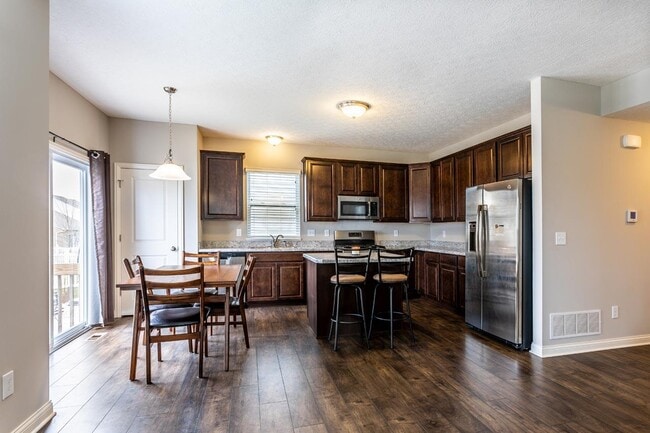Building Photo - 6146 Dajana Dr
