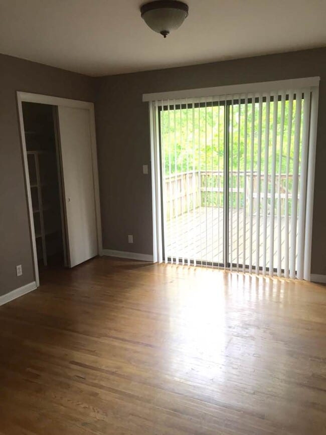 Building Photo - 103 Cranwill Dr