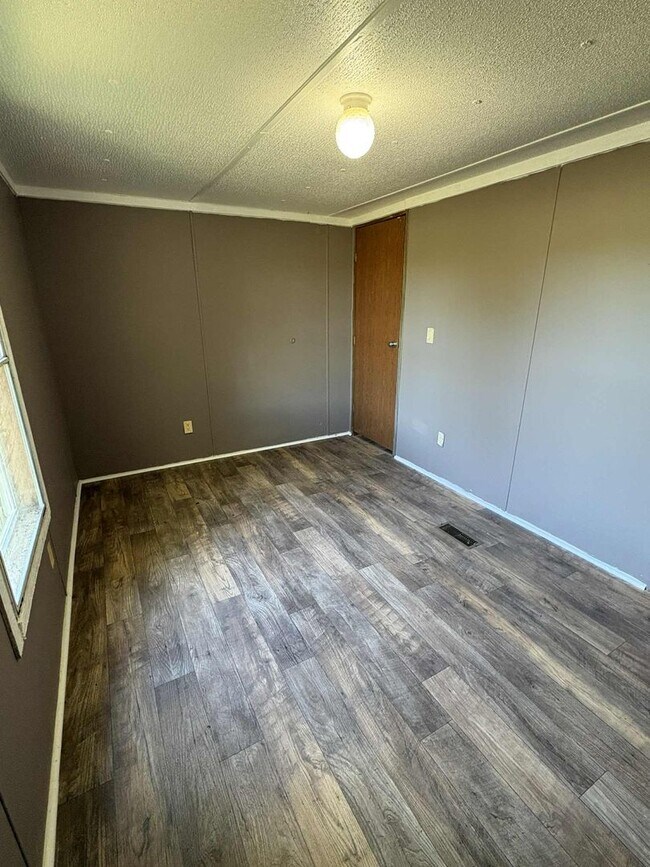 Foto del edificio - Quiet, Comfortable Living