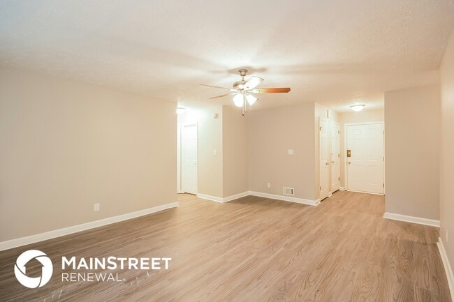 Foto del edificio - 858 Martin Rd